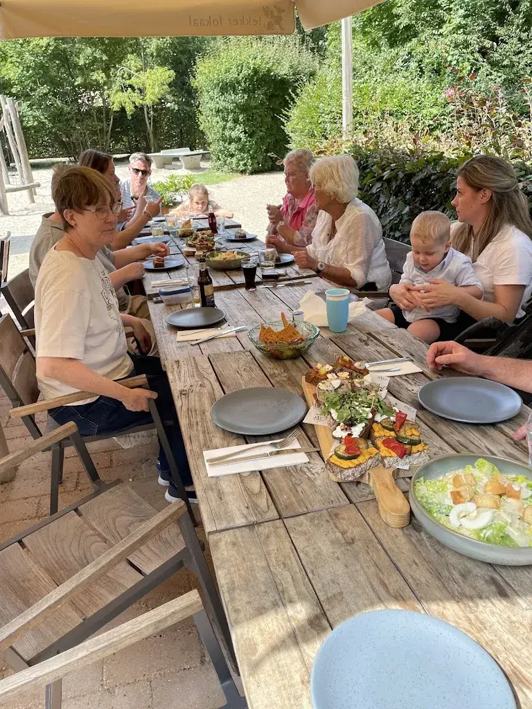 Marjan Huij_Brasserie De Woensberg_Huizen_recensione