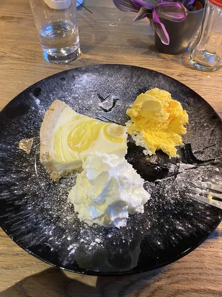 Juli_Restaurant Aan de Kade_Huizen_review