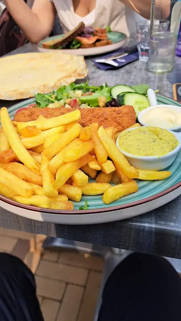 balázs timkó_Restaurant Aan de Kade_Huizen_review