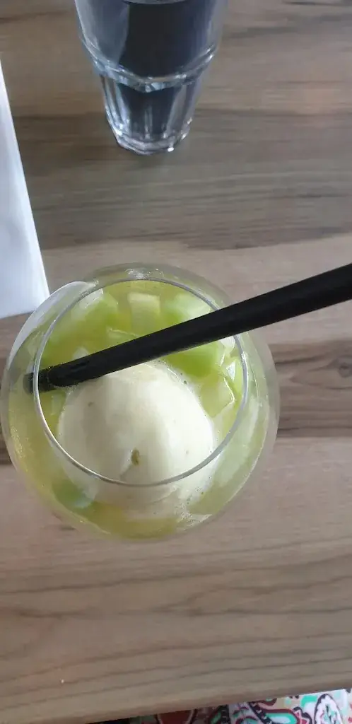 Ilona Bakker_Vie - Food & Drinks_Huizen_review