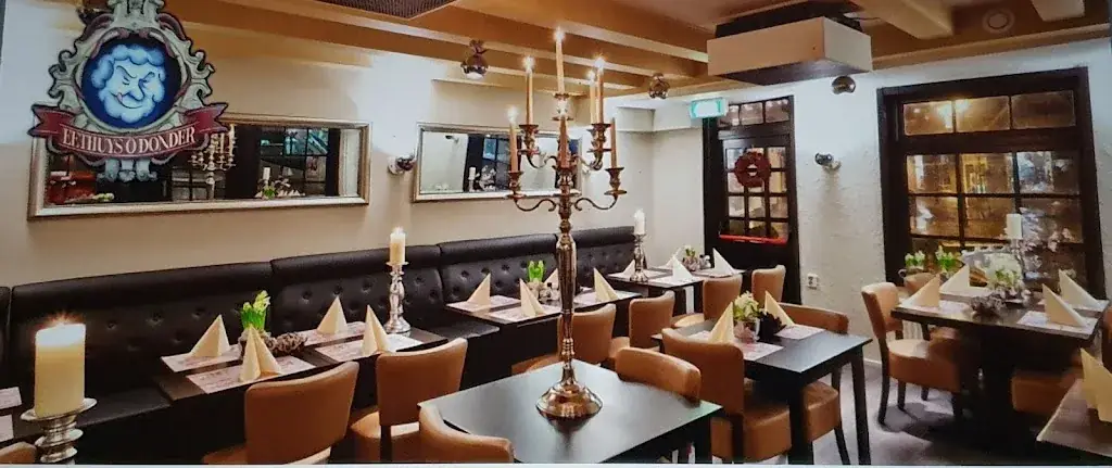 Yvonne de Gooijer_Eethuys Õ Donder_Huizen_review