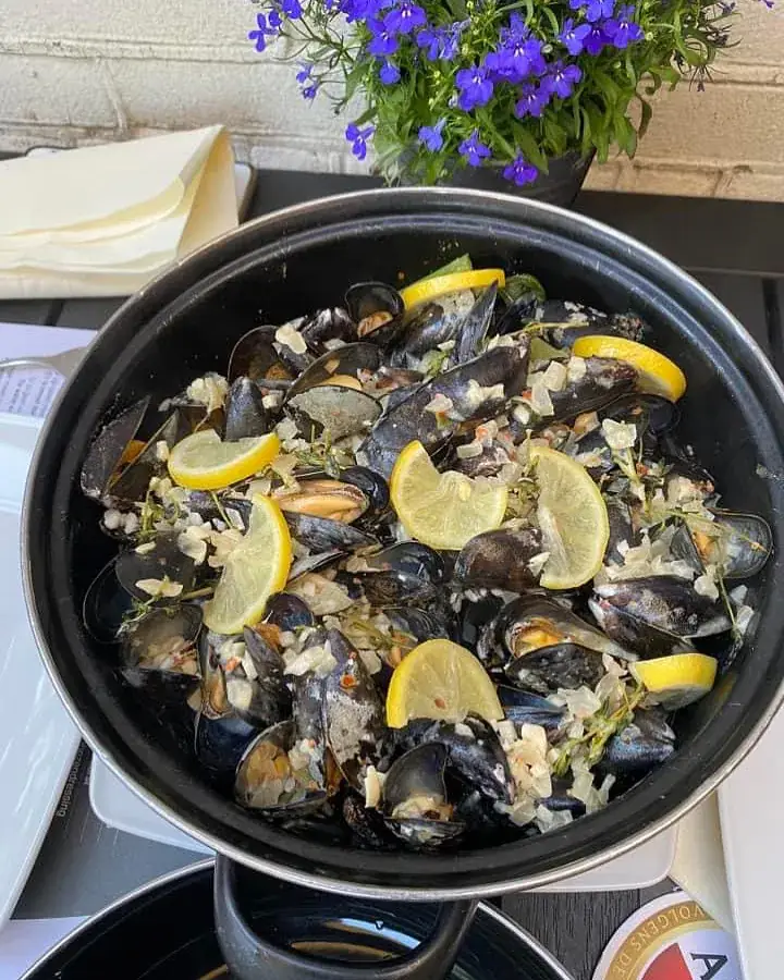 Eethuys Õ Donder_Huizen_slider_image_2