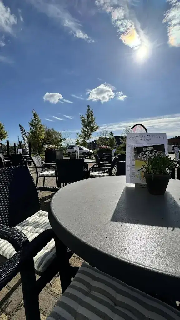 Eetcafé De Witte Brug_Breezand_slider_image_1