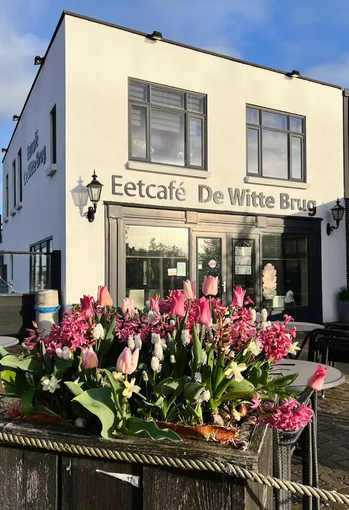 Eetcafé De Witte Brug_Breezand_slider_image_3
