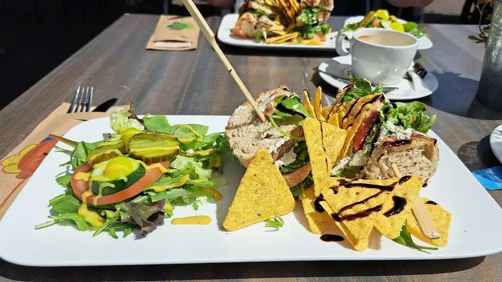 Zorgbrasserie Bij de Molen_Bovenkarspel_slider_image_2