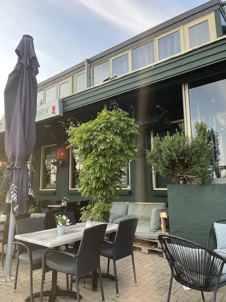 Eetcafé De Buren restaurant in Bovenkarspel