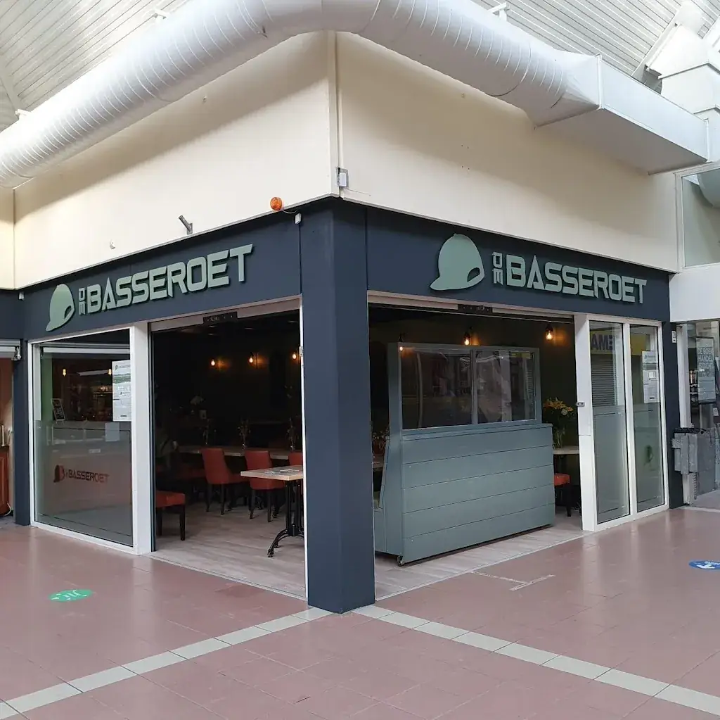 Lunchroom de Basseroet restaurant in Bovenkarspel