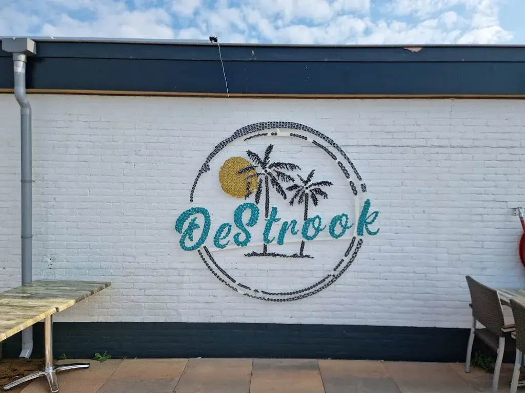 John van Straalen_De Strook_Breukeleveen_review