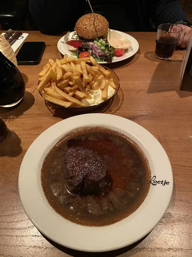 Edibe İnci Bilginci_Loetje Breukelen_Breukelen_review