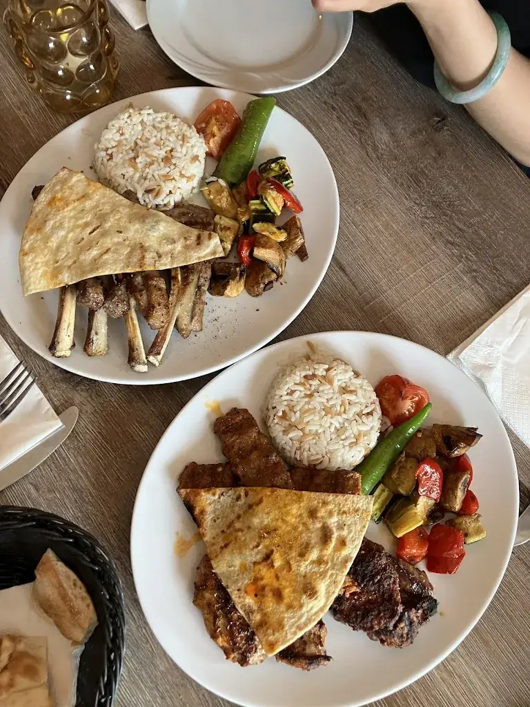 Menu_Tuana Grill Turkish Restaurant Amsterdam_Amsterdam_immagine_6