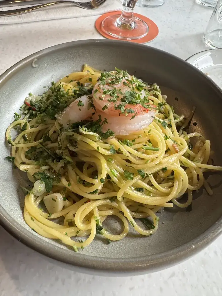 Elaine Law_Lucia's BoLo District_Amsterdam_recensione