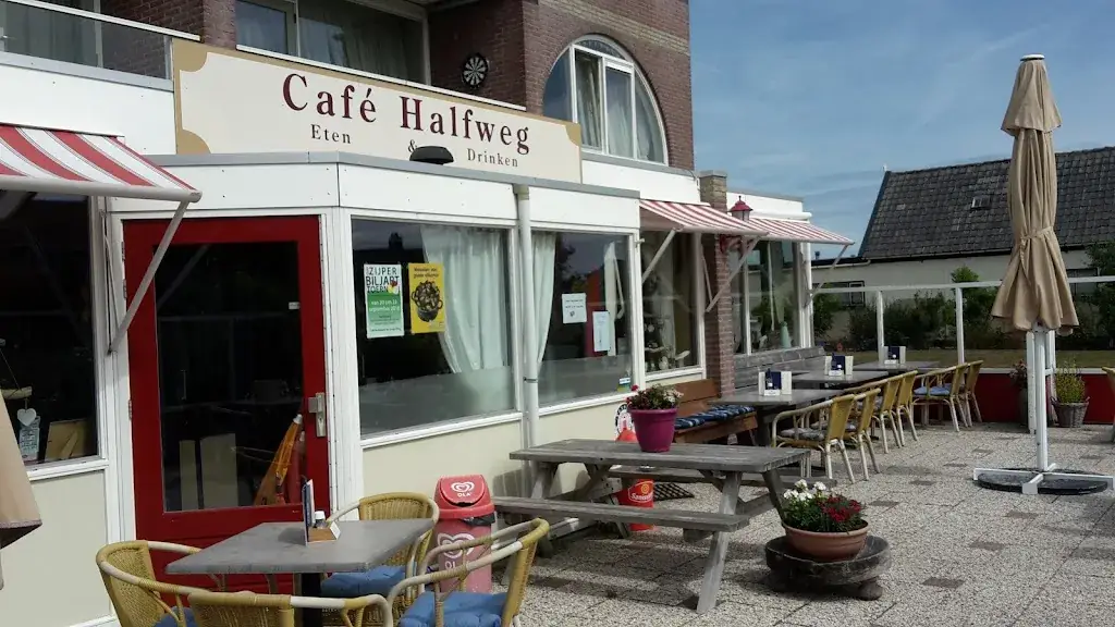 De Brugwachter Eten & Drinken_Burgerbrug_slider_image_1