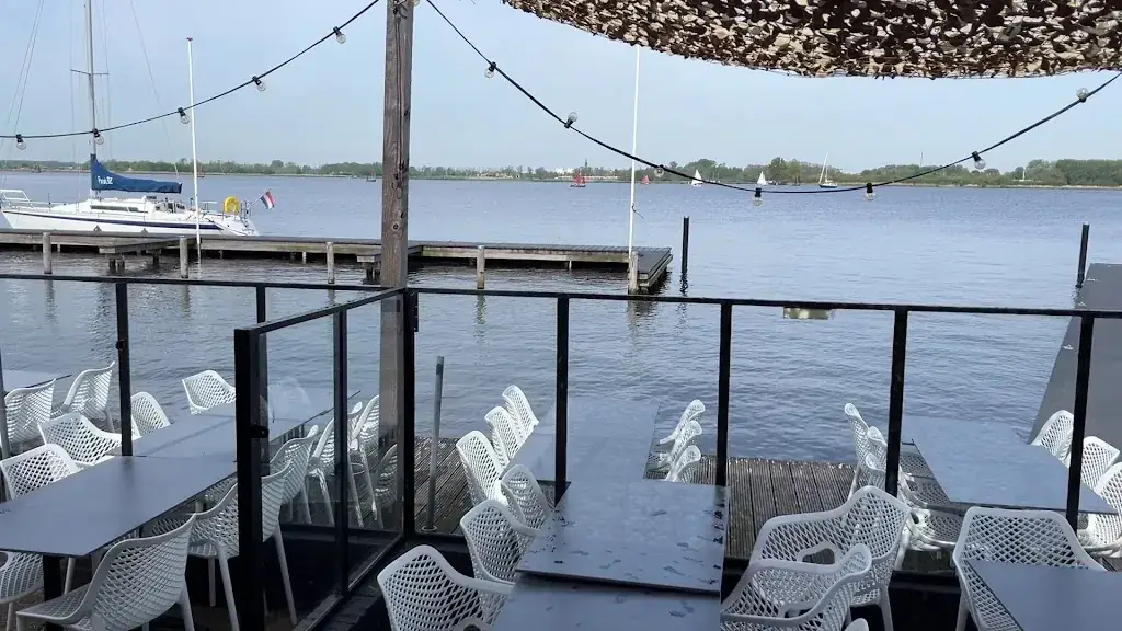 Anton de Zeeuw_Brasserie Milo_Kaag_recensione