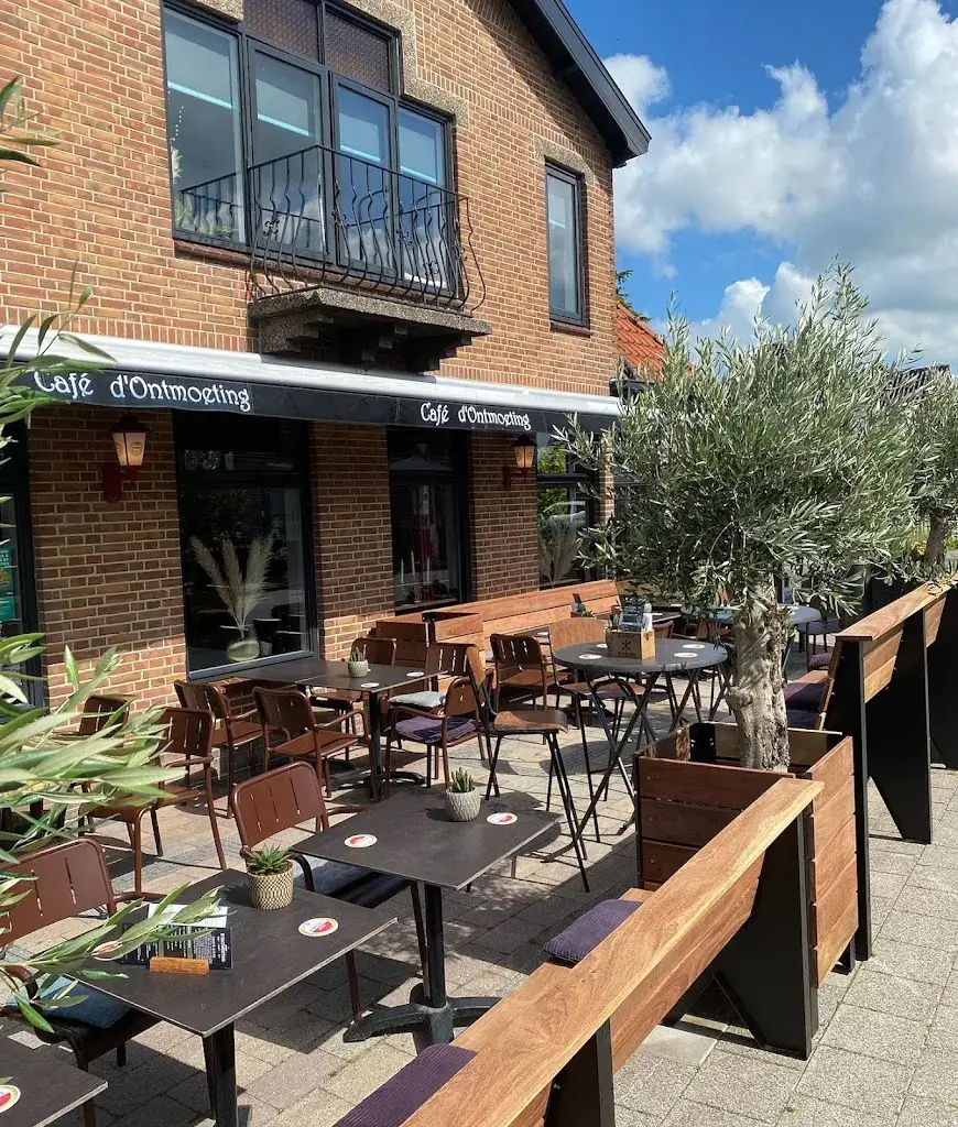 Eetcafé d'Ontmoeting restaurant in Goorn