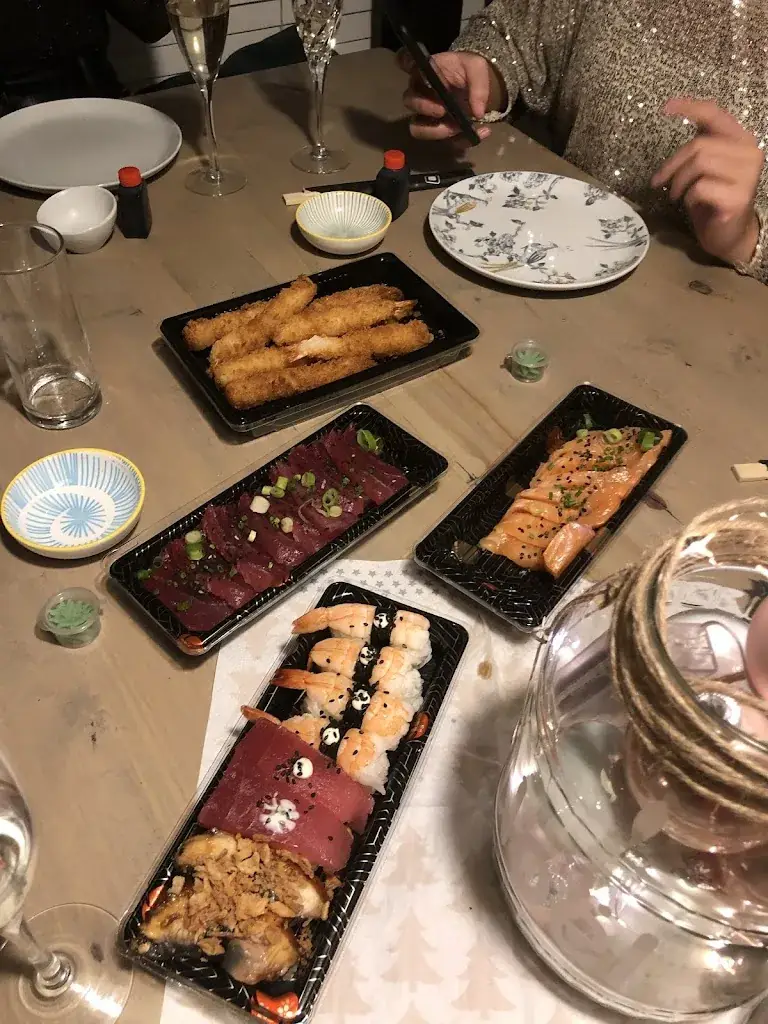 Menu_Bobby's Sushi_Goorn_imagen_3