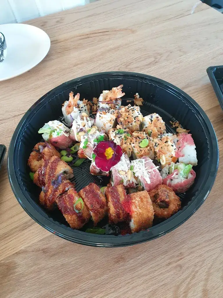 Menu_Bobby's Sushi_Goorn_imagen_5