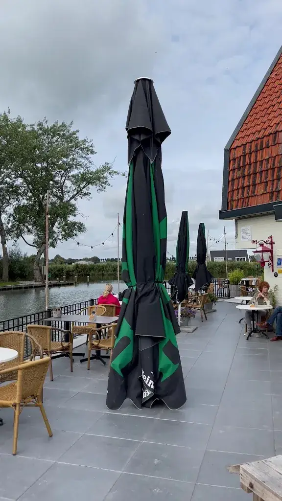 Eetcafe 'Les Deux Ponts'_Oudendijk_slider_image_2