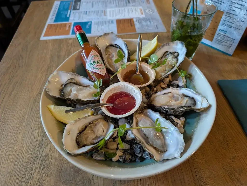 Bart W_Stadscafé Flow_Helder_recensione