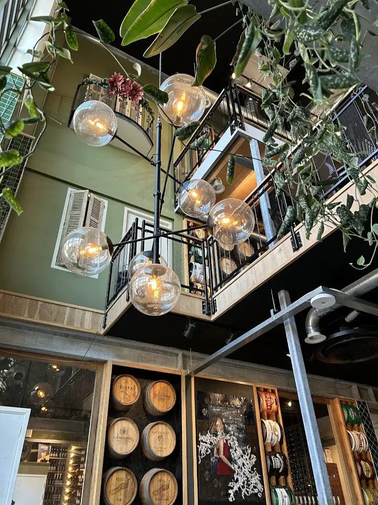 House Of Paige_C'est Si Bon_Helder_review