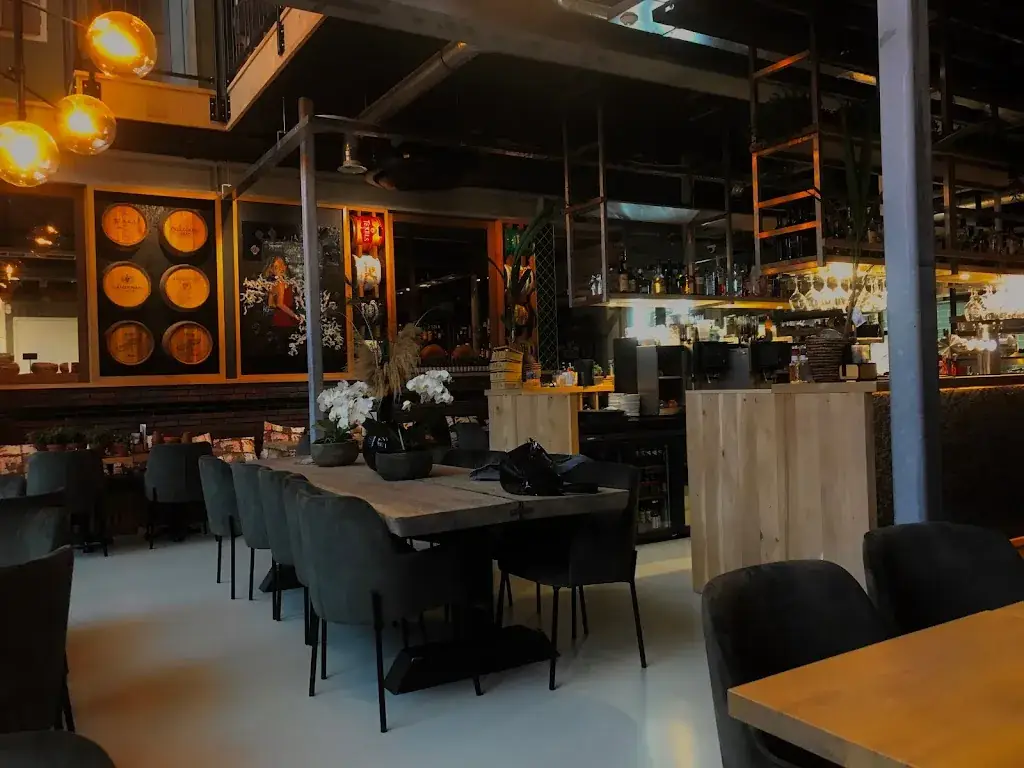 C'est Si Bon_Helder_slider_image_1