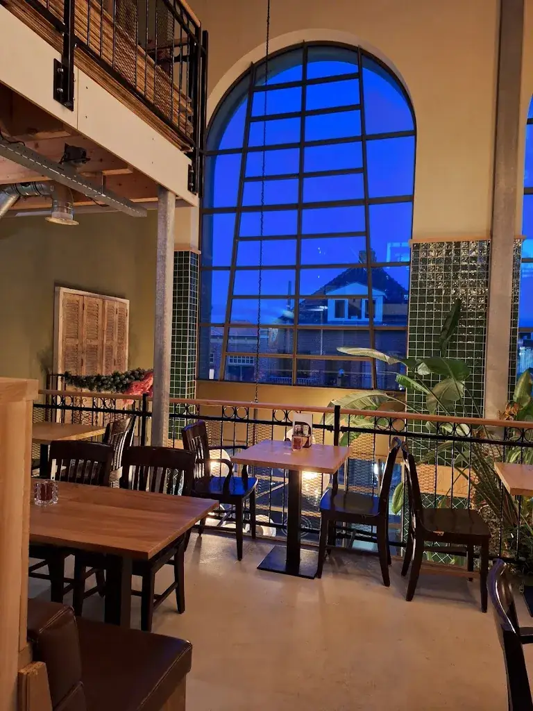 C'est Si Bon_Helder_slider_image_3