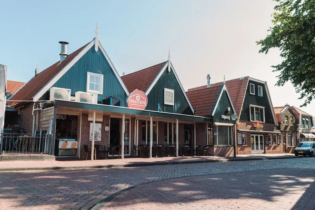 Kwalitaria The Bolder The best in Urk_Urk_slider_image_3