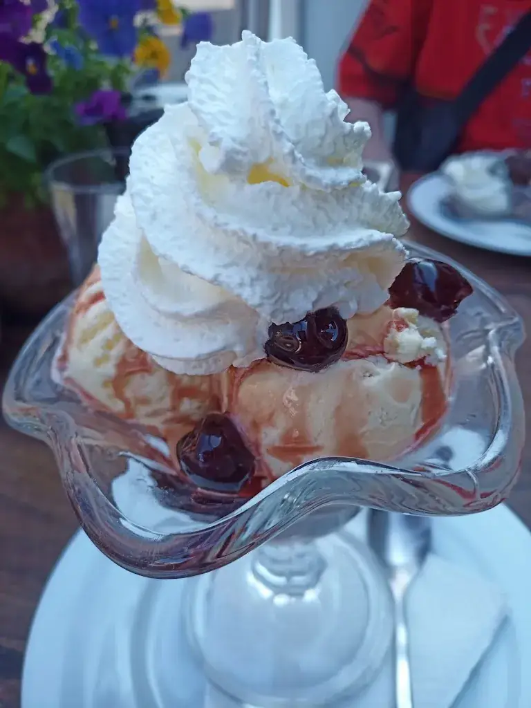 LM_Amore Mio_Callantsoog_reseña