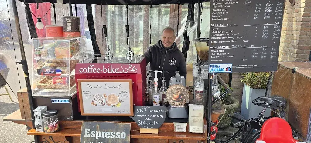 Menü_Dirk en Anneke Eveleens Palingrokerij_Burgerveen_Bild_2