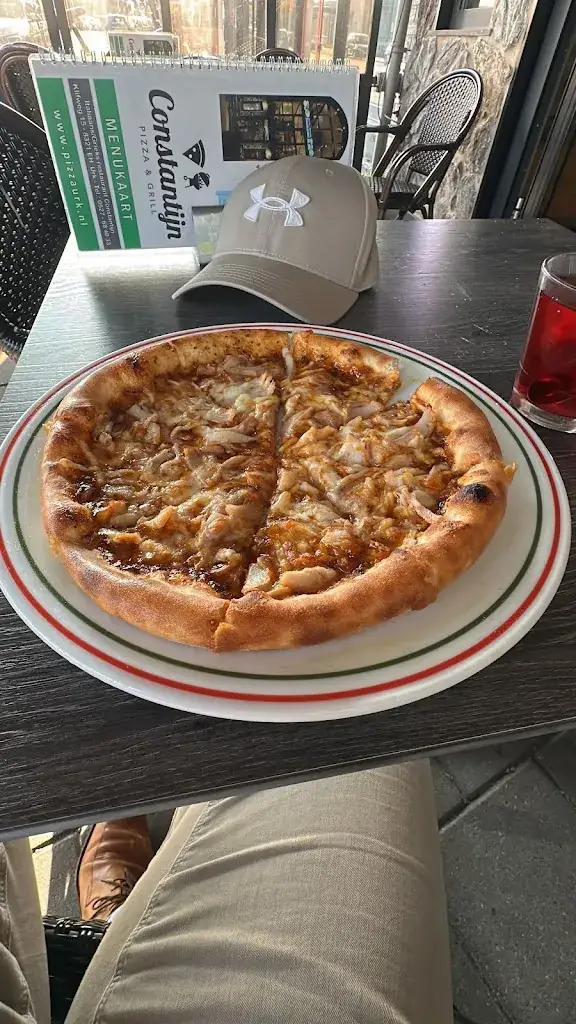 Jan Pasterkamp_Constantijn Pizza & Grill_Urk_reseña