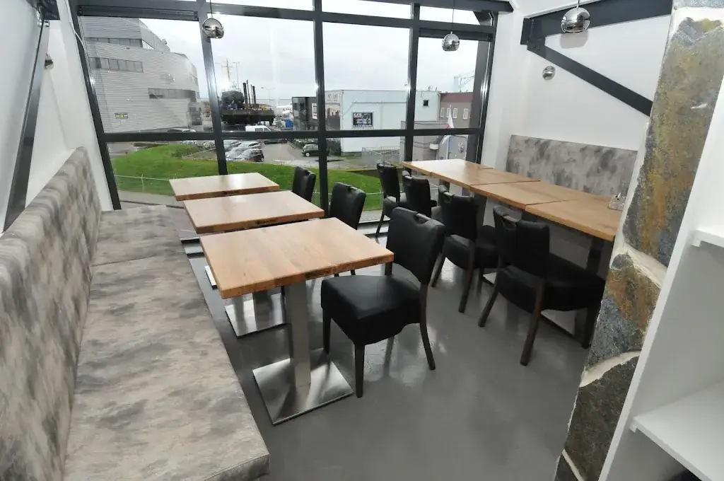 Constantijn Pizza & Grill restaurant à Urk