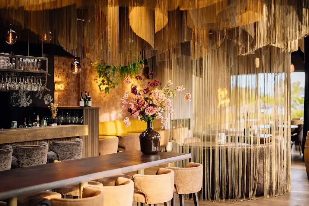 VINN Restaurant & Bar_Nieuwkoop_slider_image_1