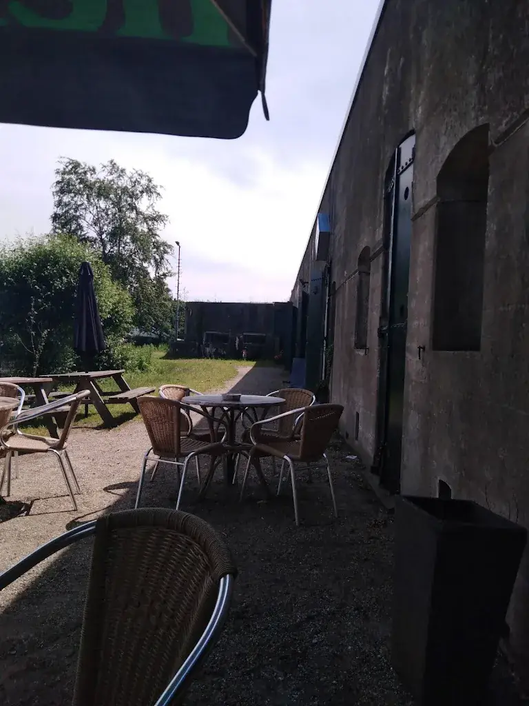 les deux cocinelles_Fort near De Kwakel_Kwakel_review