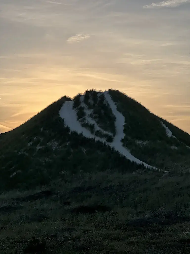 Iustin Raducanu_Strandpaviljoen Paal 29_Schoorl_Bewertung