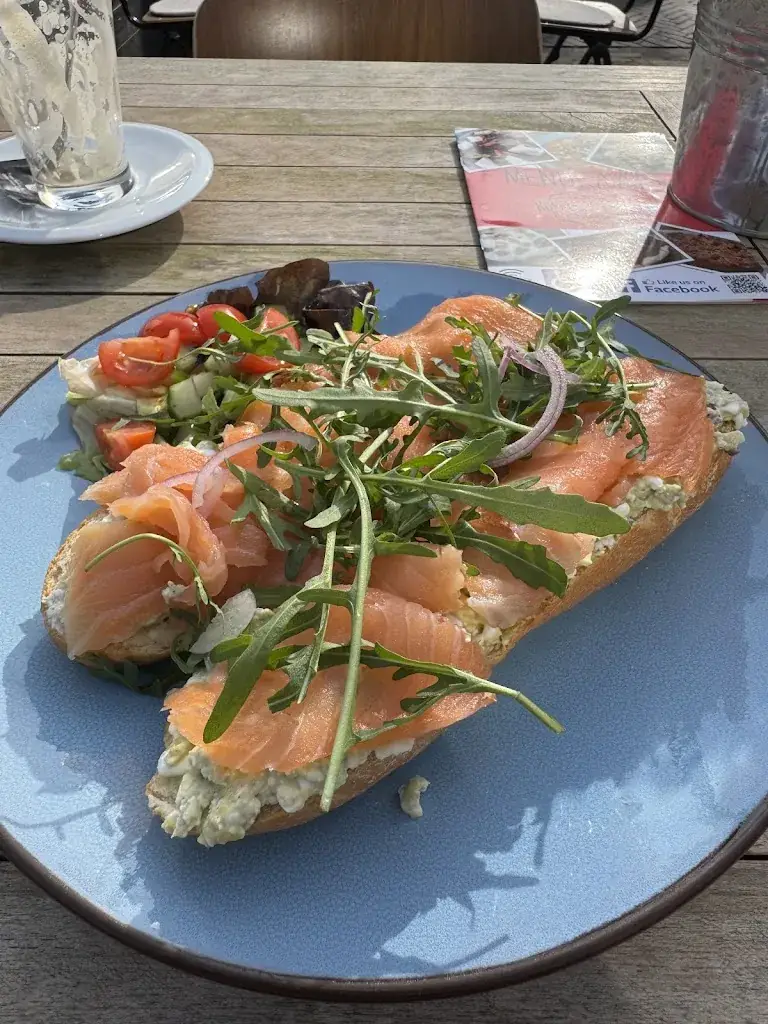 Sharon E_Koffie en Lekkers_Rijp_review