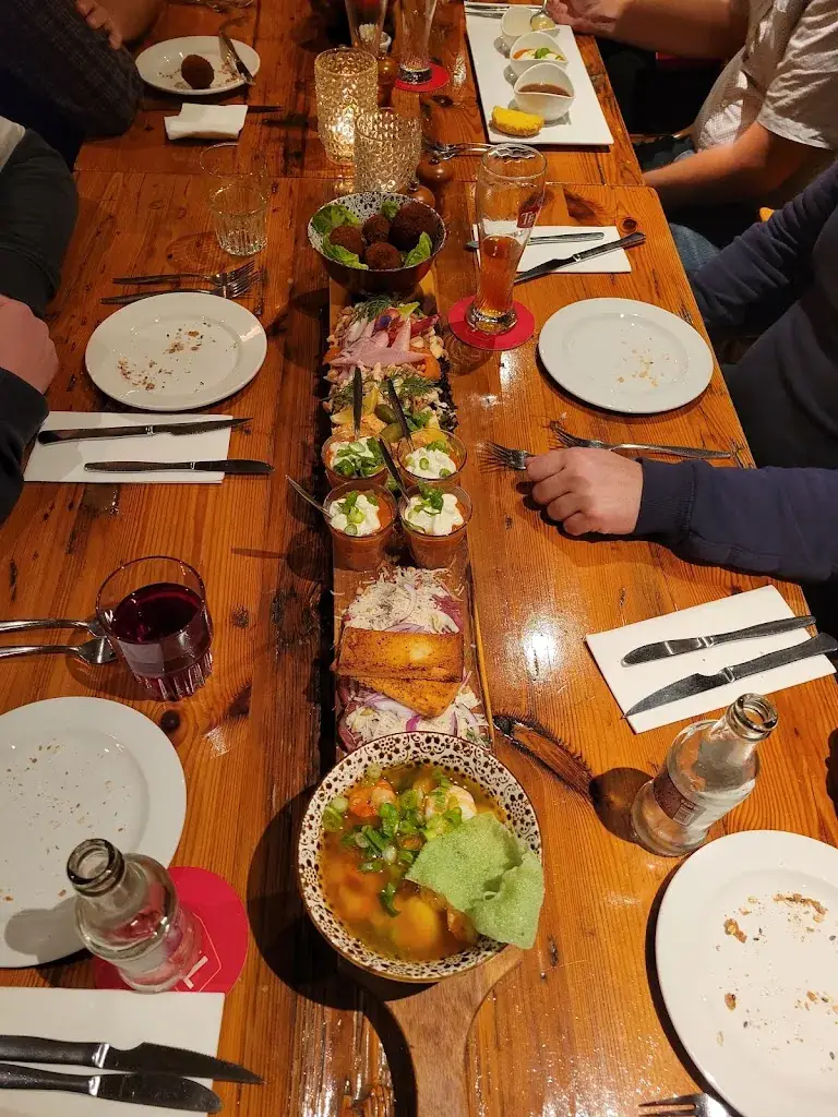 Seth S_Eeterij Ongder De Kukel_Hippolytushoef_review