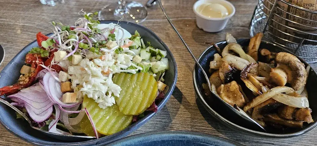 Restaurant Basalt_Oever_slider_image_3