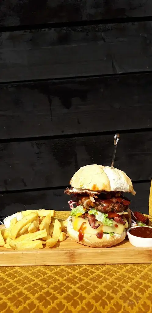 Menu_Restaurant Bij ons Thuys_Hippolytushoef_image_7