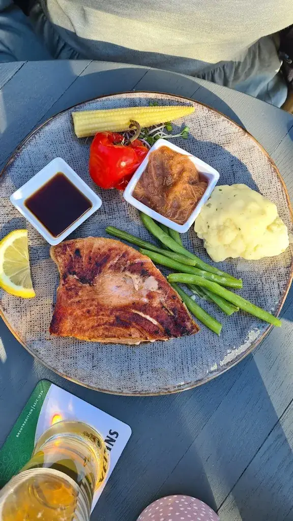 Menu_Restaurant Bij ons Thuys_Hippolytushoef_image_8