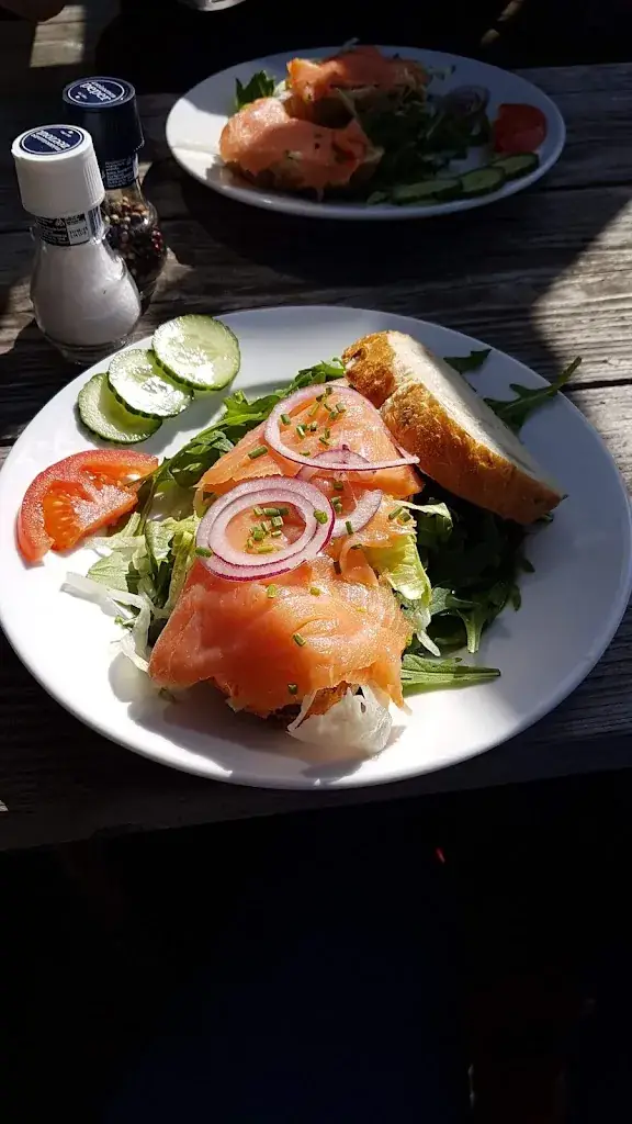 Birgit Wiegman_Huys aan het Amstel_Westerland_reseña