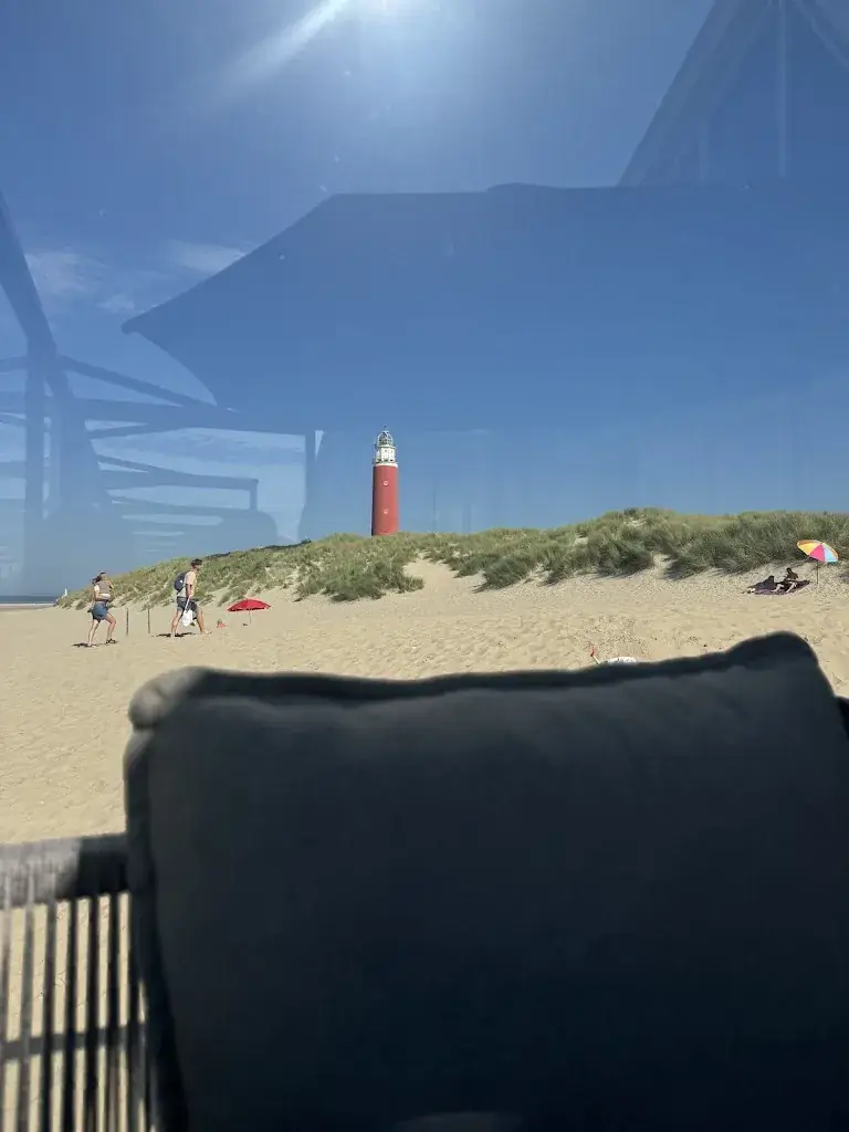 Taya Martin_Faro Beach Texel_Cocksdorp_review