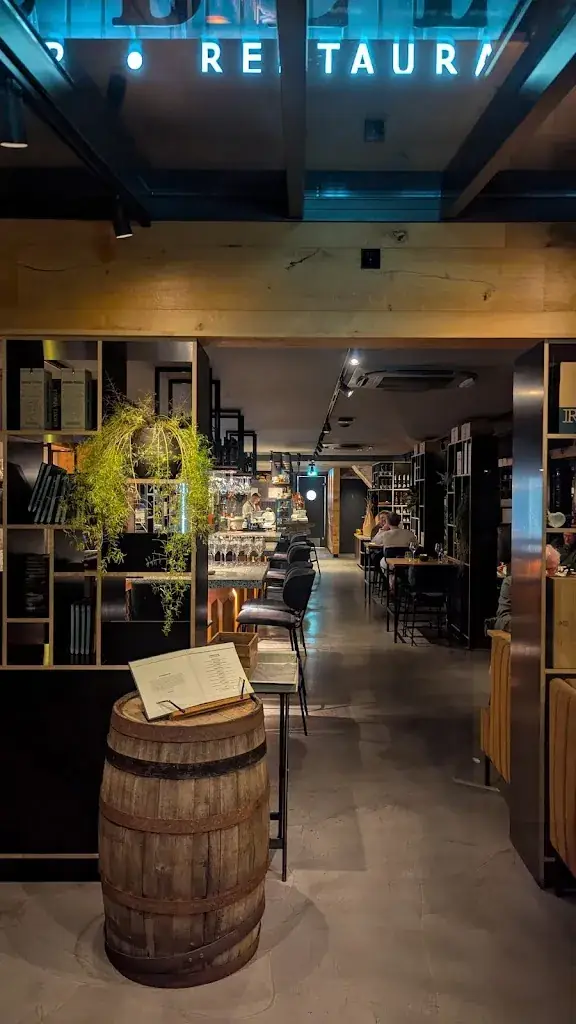 M Maier_Oudeland Texel_Koog_review