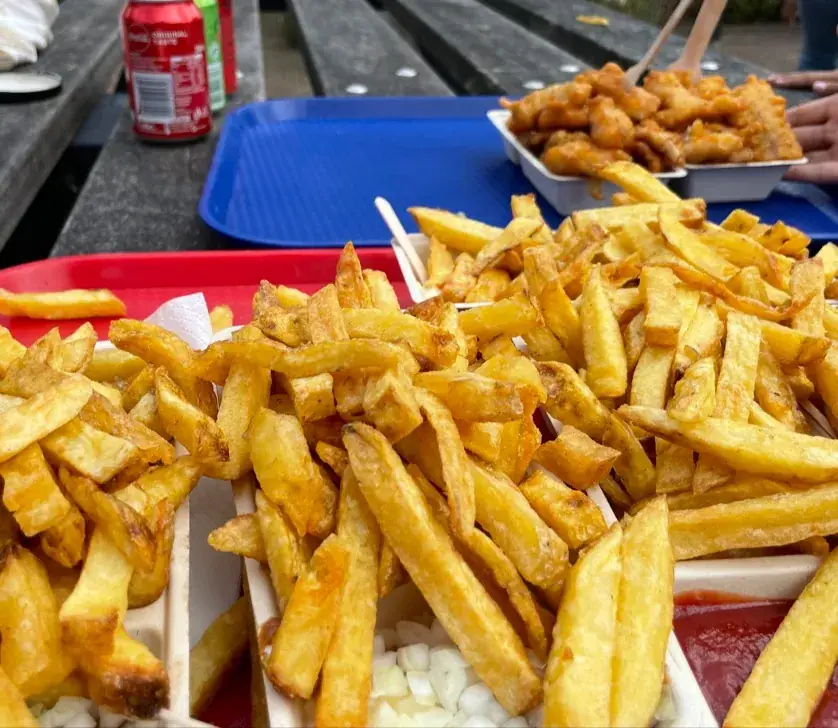 Ahsan Abbas_Lange Ben - IJs Patat Vis_Cocksdorp_review