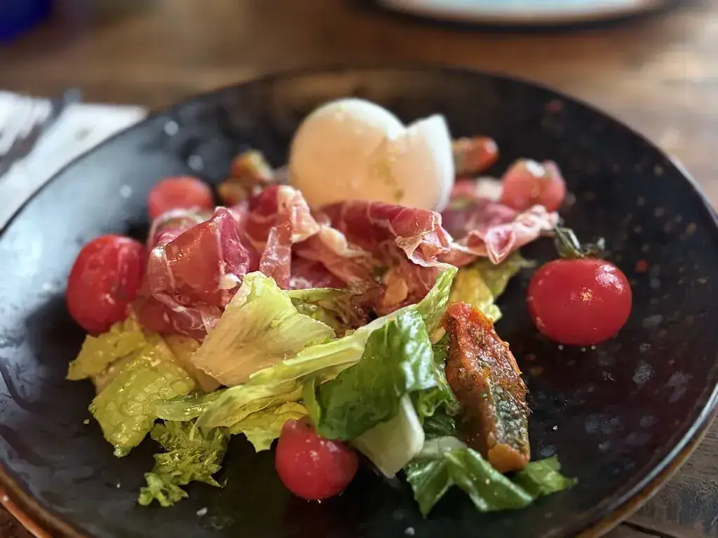 Kulrapat Saenwang_De Taveerne_Koog_review