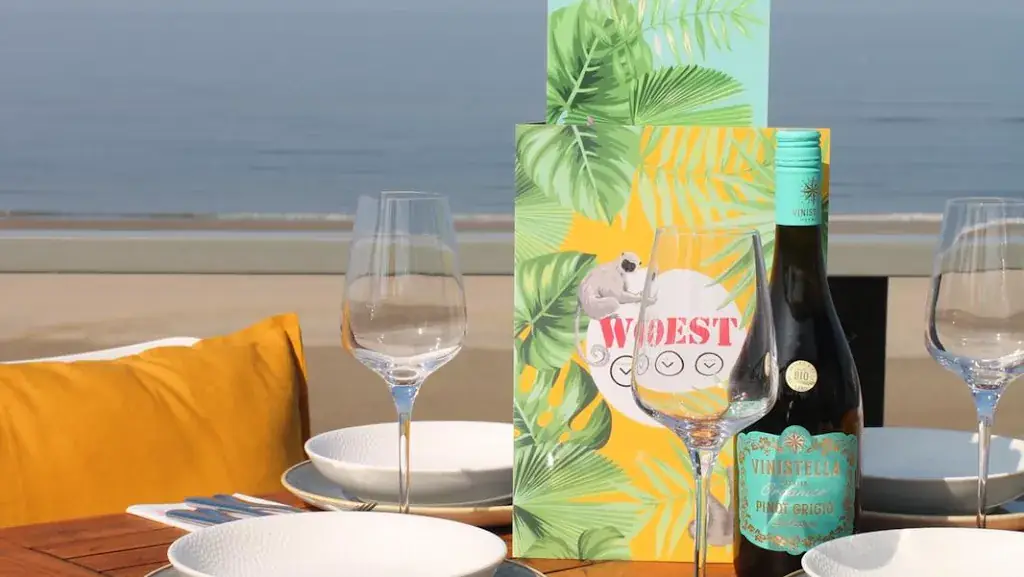 Beach Restaurant WOEST_Callantsoog_slider_image_2