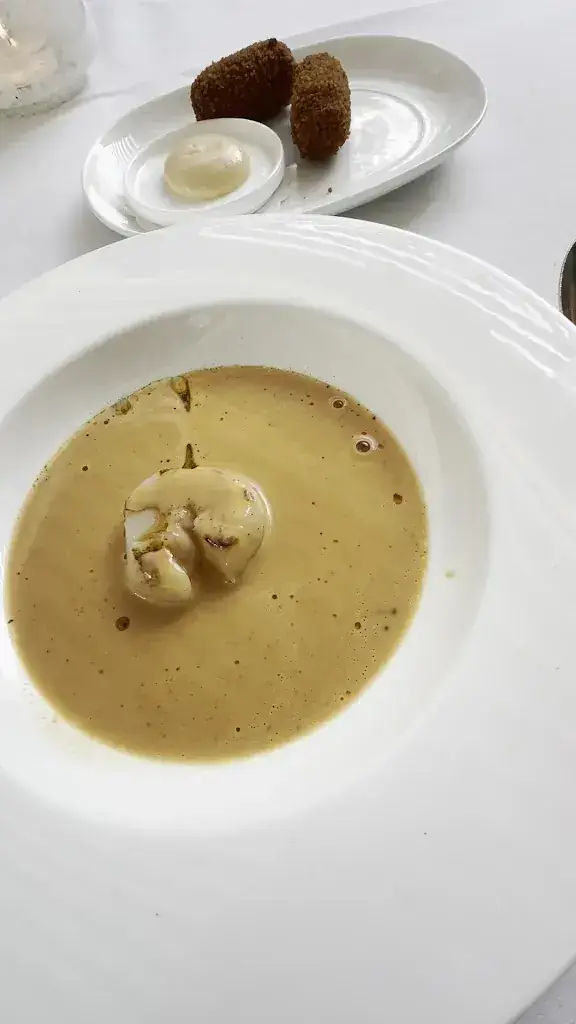 Floy cheung_Old Dutch_Rotterdam_avis