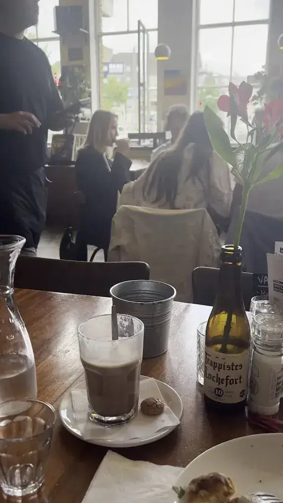 Shin HUANG_Huszár_Delft_review