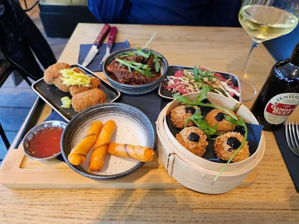 VADERLOOS_Delft_slider_image_3