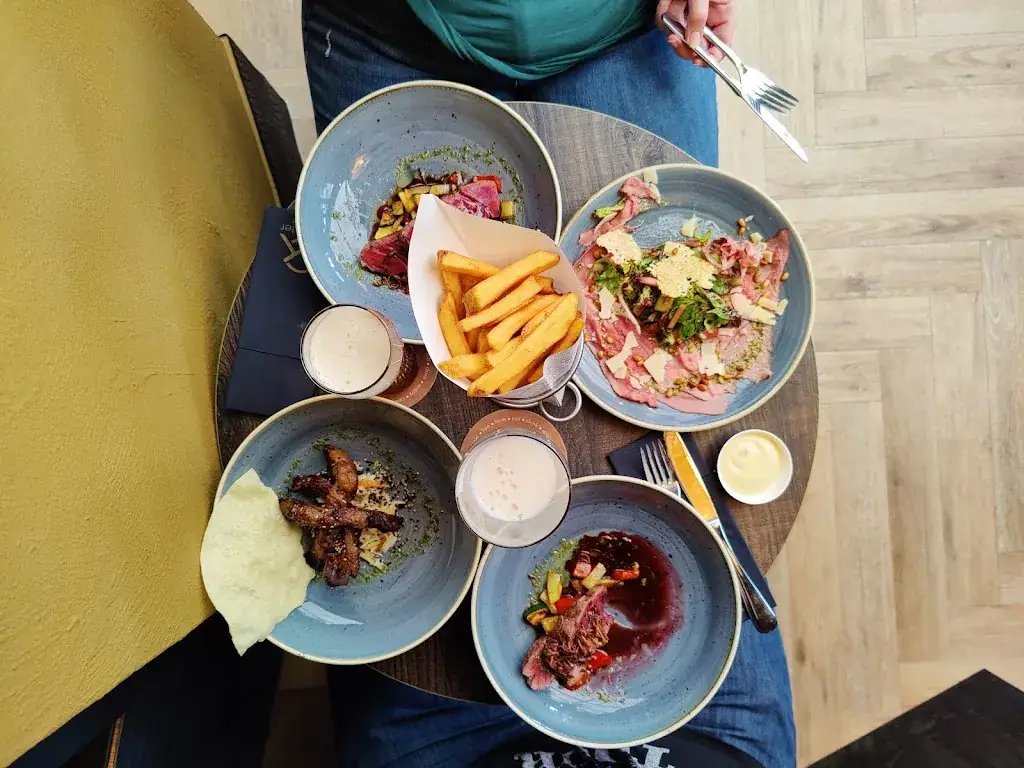 Timo Molekamp_Brasserie Carakter TEXEL_Koog_recensione