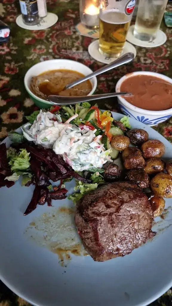 Sebastiaan Hand_Bolle zus_Dirkshorn_review