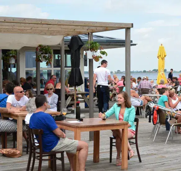 Paviljoen Restaurant Badmeester Keimpe_Balk_slider_image_1